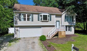 8 Riverside Dr, Allenstown, NH 03275