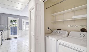 17 Dewberry Ln, Hilton Head Island, SC 29928