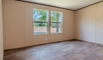 2833 Vancouver Dr, Alford, FL 32420