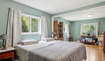 615 Highland Ave, Antioch, IL 60002