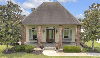 210 Grand Lake Dr, Arnaudville, LA 70512