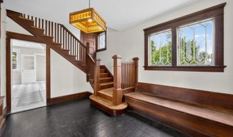 25 Prospect Ave, Andover, NJ 07821
