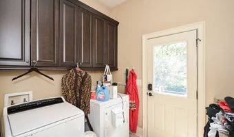 2210 Spalding Dr, Atlanta, GA 30350