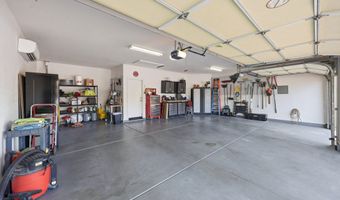 41630 N EMERALD LAKE Dr, Anthem, AZ 85086