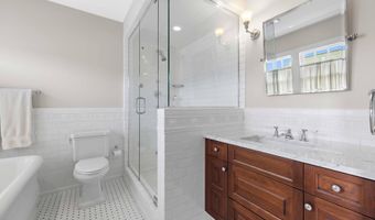 425 East Ave, Bay Head, NJ 08742
