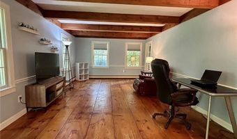 93 Provident Pl, Coventry, RI 02816