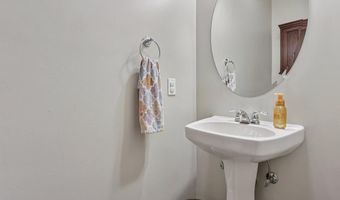 5524 STONECROFT Ln, Allentown, PA 18106