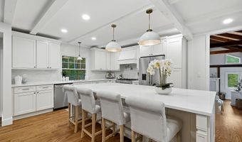 136 Goose Hill Rd, Chester, CT 06412