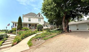 619 Q St, Aurora, NE 68818