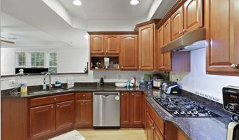 7124 HUNTLEY CREEK Pl 76A, Alexandria, VA 22306