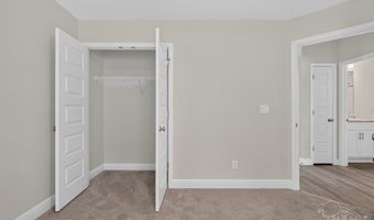 215 Saint Stephens Ct, Atmore, AL 36502
