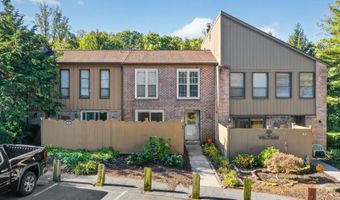 48 WINGED FOOT Dr, Reading, PA 19607