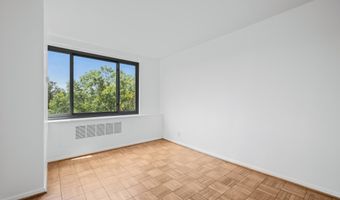 4200 CATHEDRAL Ave NW 1118, Washington, DC 20016