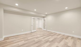 8613 MELWOOD Rd, Bethesda, MD 20817