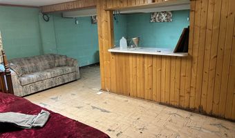 214 S Heckart St, Algona, IA 50511