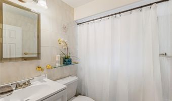 95 The Dell, Albertson, NY 11507