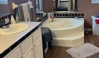 368 Waldorf Dr, Auburndale, FL 33823