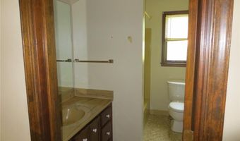 220 Lantern Ridge Ct, Alpharetta, GA 30009