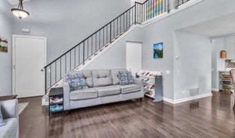 1911 Ozark Pkwy, Algonquin, IL 60102