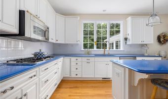 150 Delta Dr, North Kingstown, RI 02874