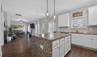 15 Dublin Way NW, Adairsville, GA 30103