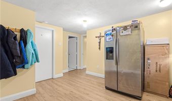 22 Whipple Ave, North Providence, RI 02911
