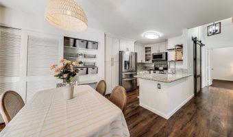 585 Mananai Pl 26U, Honolulu, HI 96818