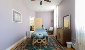 28 Spring Tree Rd, Brattleboro, VT 05301