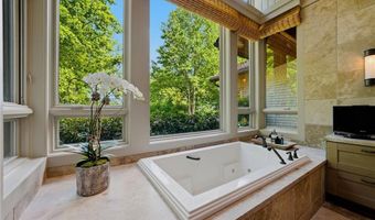 1103 Apple Pie Ridge Rd, Alto, GA 30510