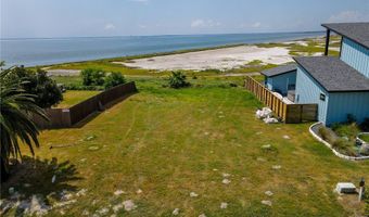213 Bayview Dr, Aransas Pass, TX 78336