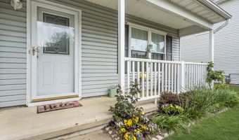78 Dolphin Cir E, Bayville, NJ 08721