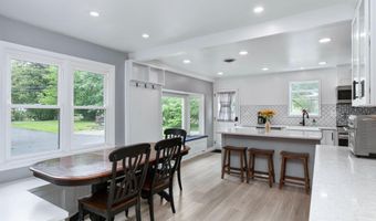 3801 WOODLEY Dr, Alexandria, VA 22309
