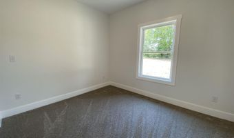 16 Trinton Ave, Bedford, IN 47421