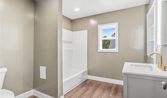 355 W High St, Alliance, OH 44601