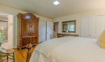 2003 Lynnwood Dr, Benton, AR 72015