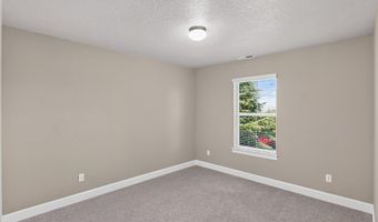 8434 SW 186TH Ave, Beaverton, OR 97007