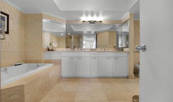 21055 Yacht Club Dr 1504, Aventura, FL 33180