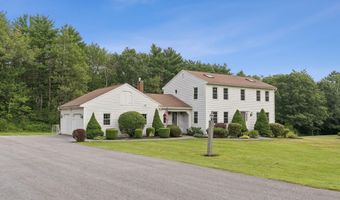2 Winsome Lea Rd, Falmouth, ME 04105