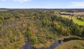 9364 Spring Creek Rd, Amherst, WI 54406