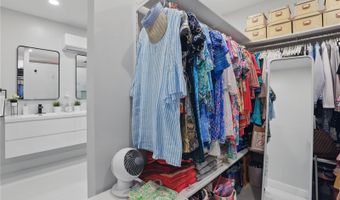24 W KING St, Orlando, FL 32804