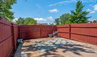 983 10th Ave NW, Altoona, IA 50009