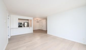 430 Wedgewood Cir, Belford, NJ 07718