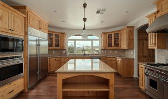 33322 Deerglen Ln, Agua Dulce, CA 91390