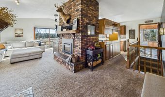 3851 Division St W, Backus, MN 56435
