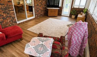 1206 Elm Ave, Ava, MO 65608