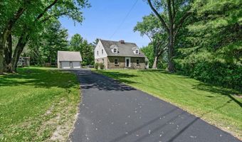 121 Maltbie Dr, Amsterdam, NY 12010