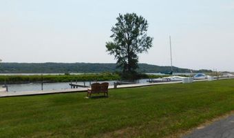 3327 Lakeland Dr 48, Arcadia, MI 49613