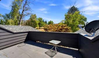8325 Redwood Dr SE, Aumsville, OR 97325