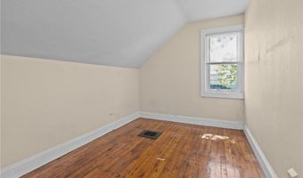 217 Bay View Ave, Cranston, RI 02905