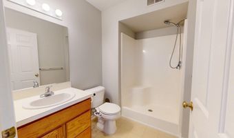 2767 S Knightsbridge Cir, Ann Arbor, MI 48105